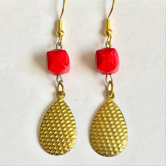 Vintage Textured Teardrop Earrings Dangle Disco 80's 90's Red Bead Gold Plated - Picture 5 of 11